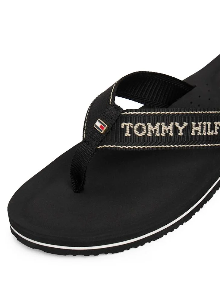 تومي هيلفيغر Jacquard Logo Fine Cleat Flip-Flops