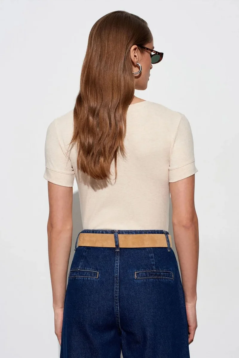 Dilvin Oatmeal Natural DILVIN Women's Slim Fit Crew Neck T-Shirt for Women | Best Price UAE