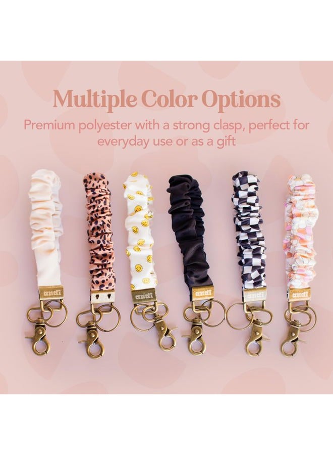 ANDI Wristlet Keychain for Women, Scrunchie Bracelet Key Ring With Clip Closure, Stretchy Wrist Lanyard,Keychain For Car Keys, Crinkledmoss_key_m, Keychain - Image 5