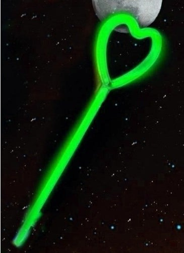 Heart Shape Glow Stick Set 6 Pieces - pzsku/ZD7A088AED69975C76C54Z/45/_/1741299442/70bc191a-3294-48b6-b54a-a86e47ef2685