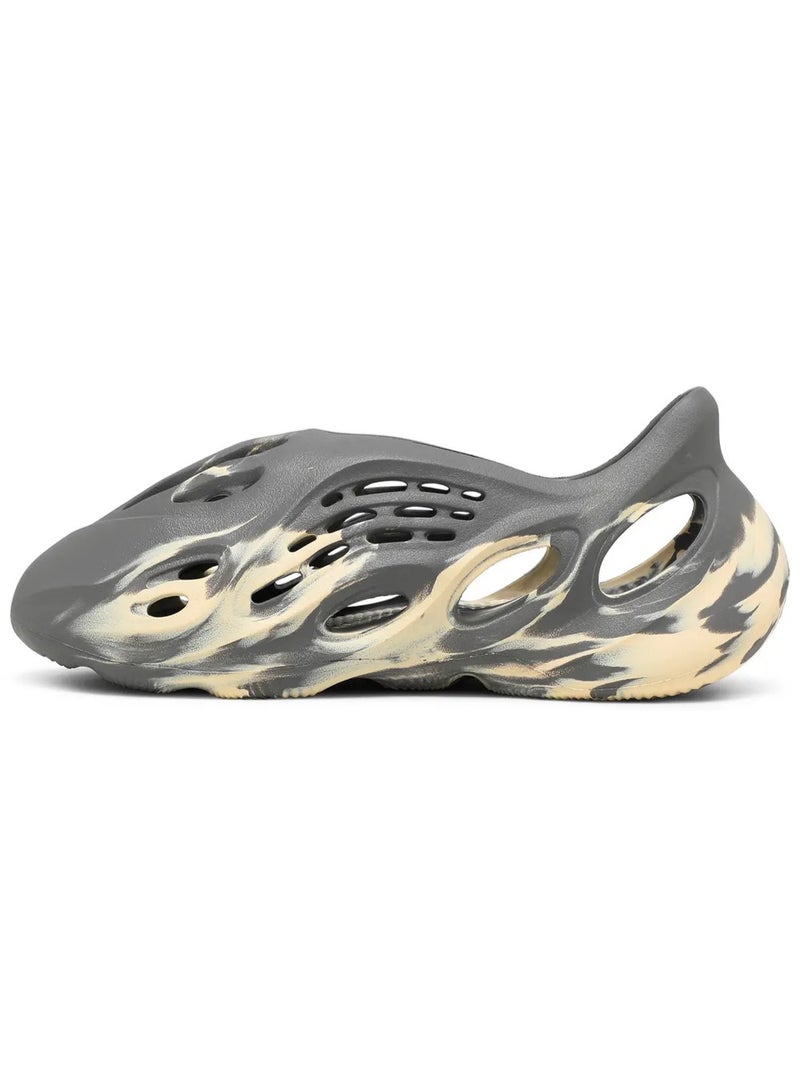 yeezy Yeezy Foam Runner MXT Moon Grey  - Image 3