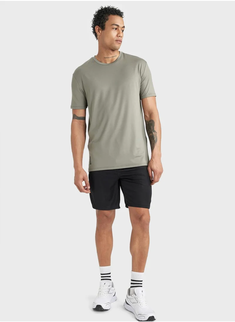 ديفاكتو Defactofit Standard Fit Crew Neck Short Sleeve T-S