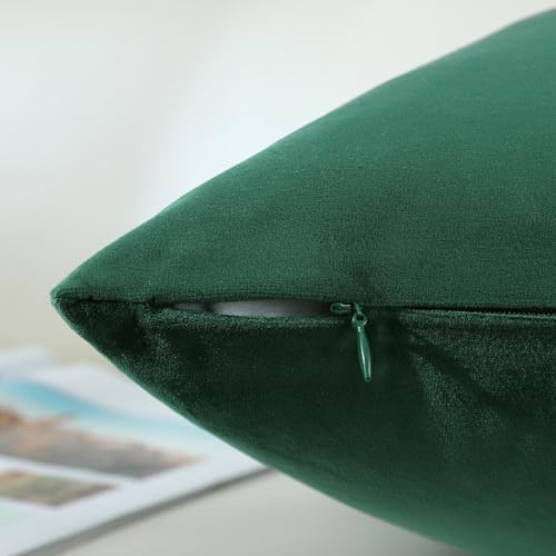 mixeoo Comfy Hunter Green Throw Pillow Covers Decorative Square Solid Thick Velvet Super Soft Couch Cushion Cases for Livingroom Sofa Decor, Set of 2, 20 x 20 Inch - Image 4