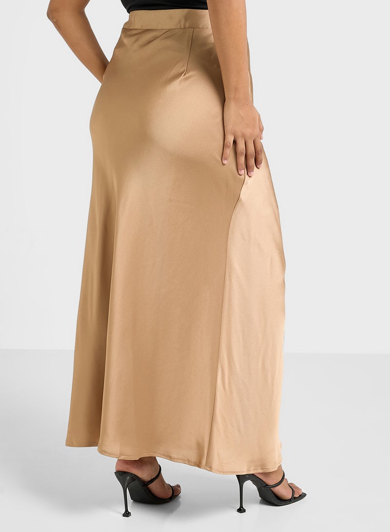 Ella Plus Satin Skirt  - Image 3