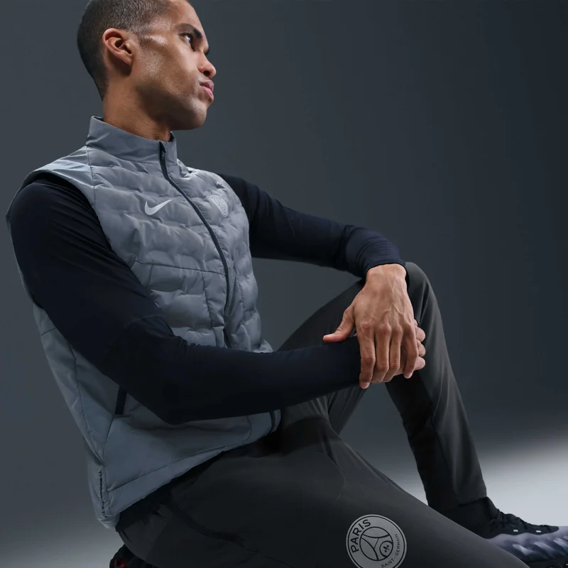 Nike charcoal Men's Paris Saint-Germain Phenom Elite Football Pants for Men | Best Price UAE