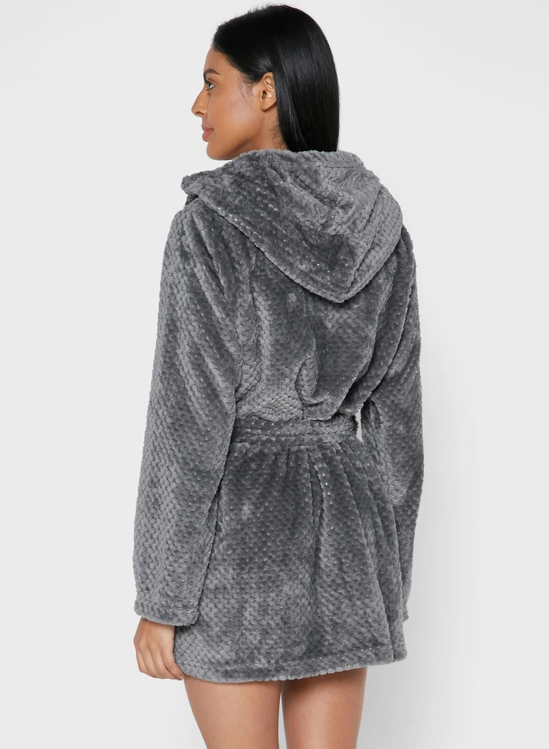 Missguided Short Fluffy Super Soft Dressing Gown