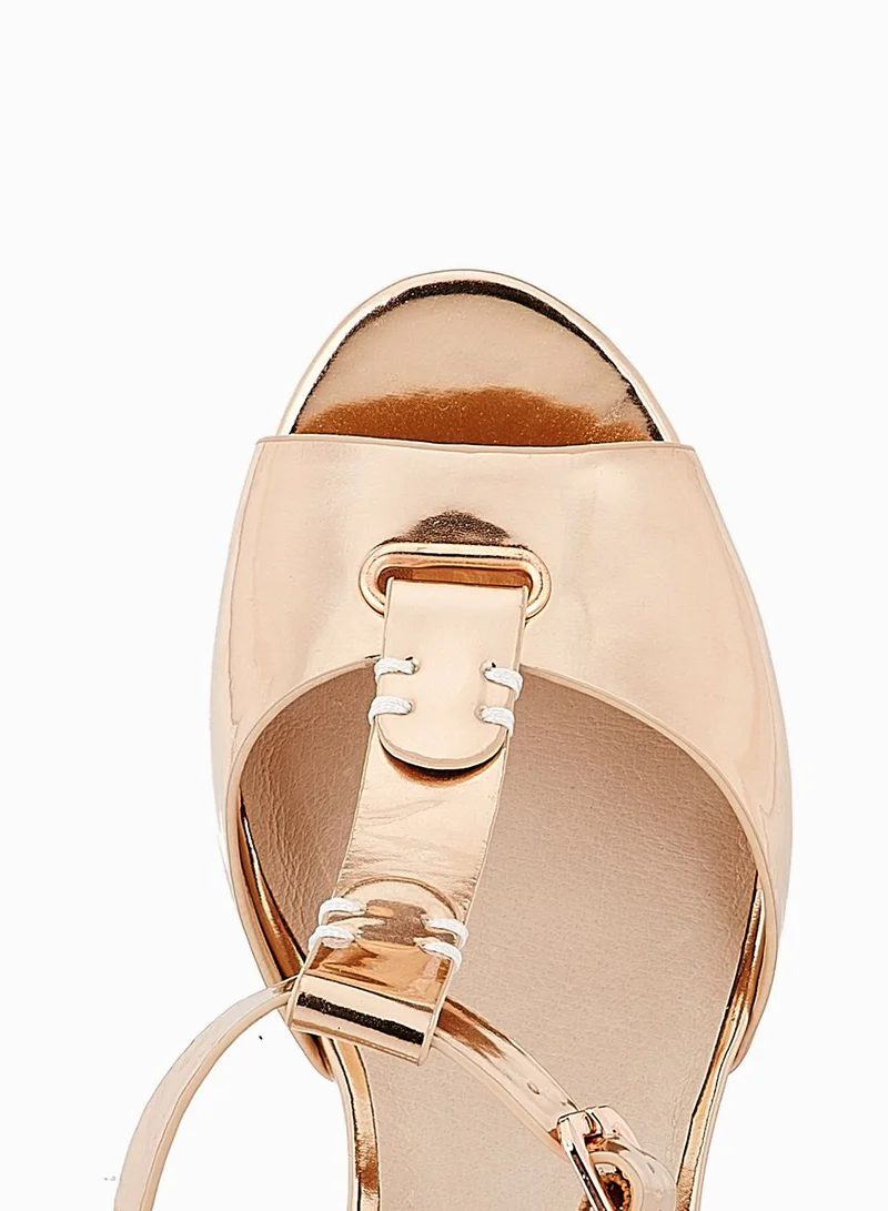 LOST INK Rona Cleated Platform Sandals