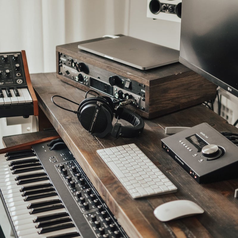 Beyer Dynamic beyerdynamic Dt 990 Pro Over-Ear Studio Monitor Headphones - Open-Back Stereo Construction, Wired (80 Ohm, Black (Limited Edition)) - Image 5