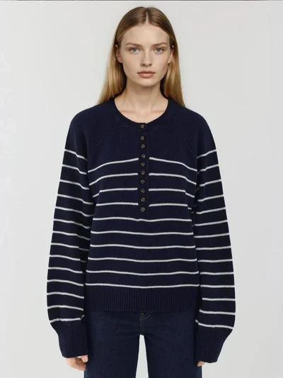 هيكاب كنزة فضفاضة مخططة بتفاصيل أزرار