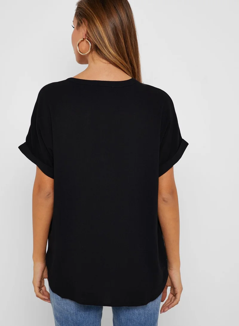 FOREVER 21 Split Neck Short Sleeve Top