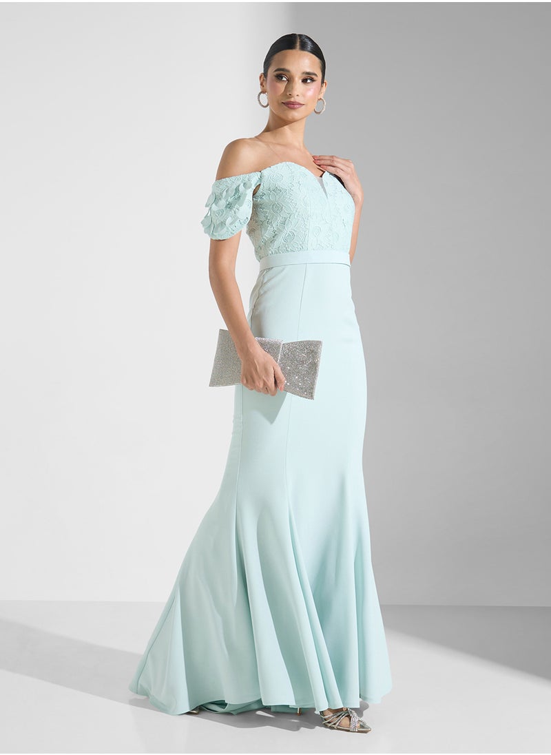 Namshi x Off Shoulder Gown With 3D Floral Applique  - Image 4