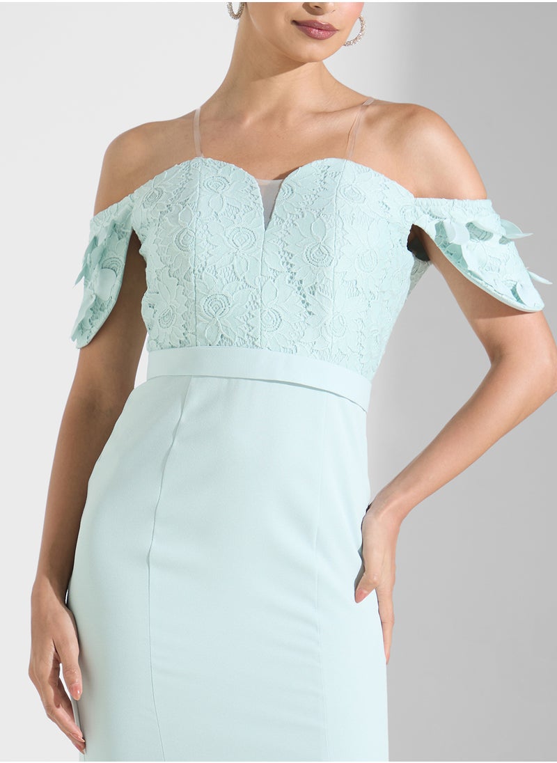 Namshi x Off Shoulder Gown With 3D Floral Applique  - Image 3
