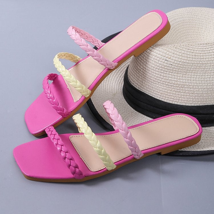 Summer Independent Station Flat Woven Hollow Slippers Women'S Large Size Color Matching Outer Wear Beach Sandals Women'S Shoes - Image 1