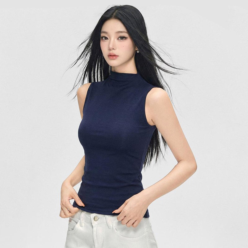 Women's Sleeveless Mock Neck Slim Fit Solid Color Camisole - Image 1