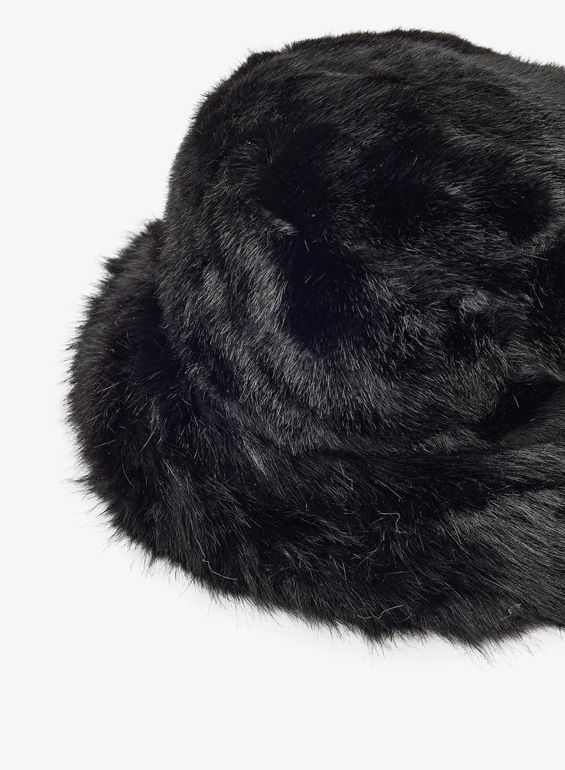 Ginger Black Faux Fur Winter Hat for Women | Best Price UAE