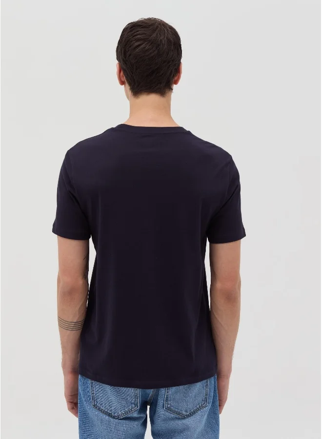 او في اس Cotton T-shirt with round neck