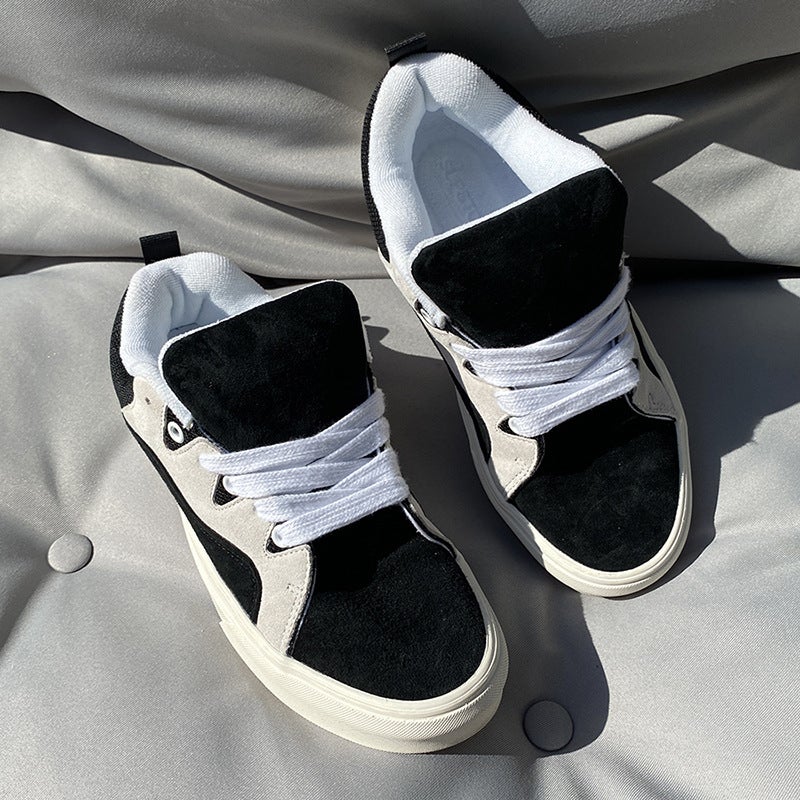 [Putian ] Black And White Low-Top Bread Shoes Board Shoes Plus Size Men'S And Women'S Same Casual Shoes - Image 4