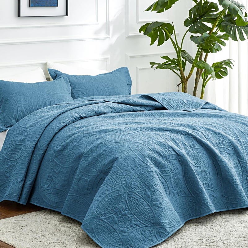 Love's cabin Quilts for Queen Bed Misty Blue Bedspreads Bedding Set - Lightweight Bedspread Comforter - Coin Pattern Bedding Coverlet for All Season - 3 Pieces (1 Quilt, 2 Pillow Shams) - Image 2