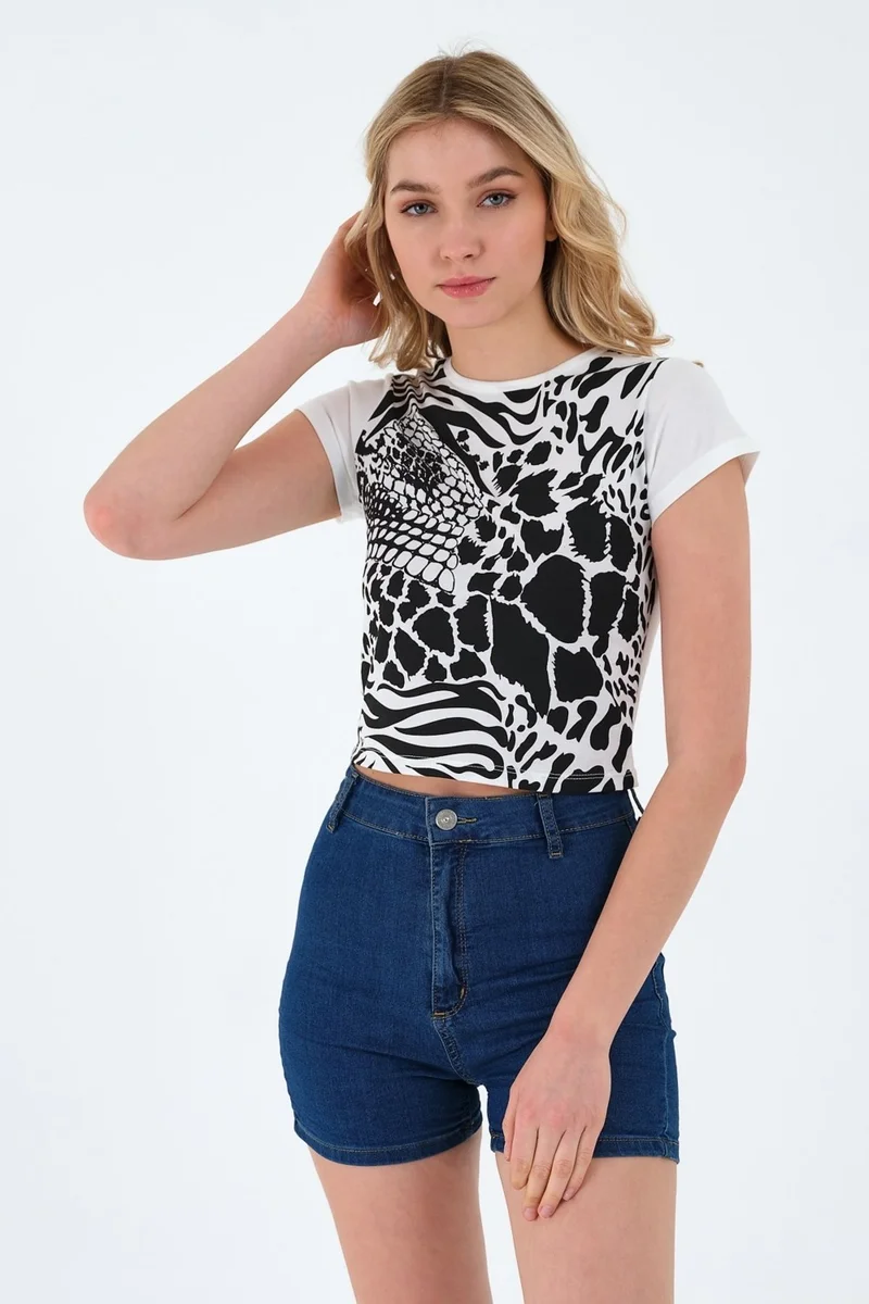BRZ Collection Printed Crop Women's T-Shirt