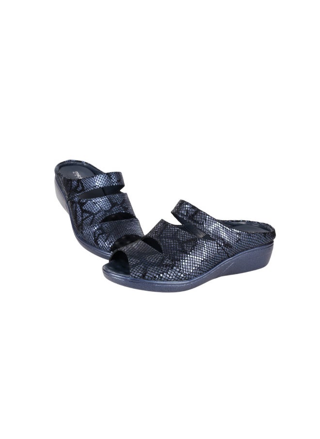 Michelle Morgan 092-2841 Michelle Morgan Ladies Flat Casual Sandals 2418-20 Blue  - Image 3