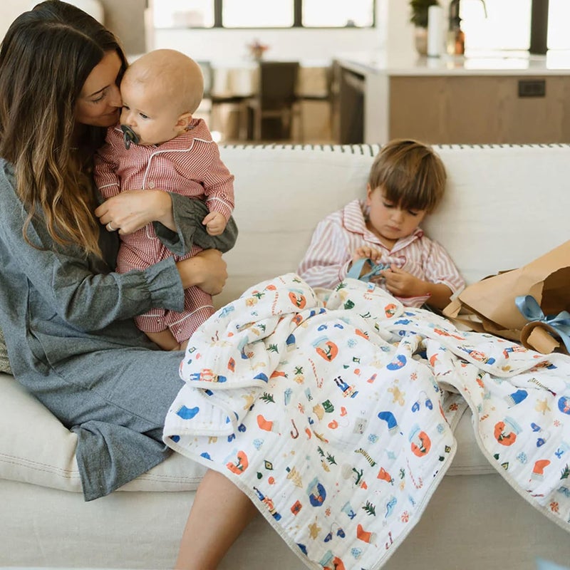 Little Unicorn Christmas Time Cotton Quilt - Image 5