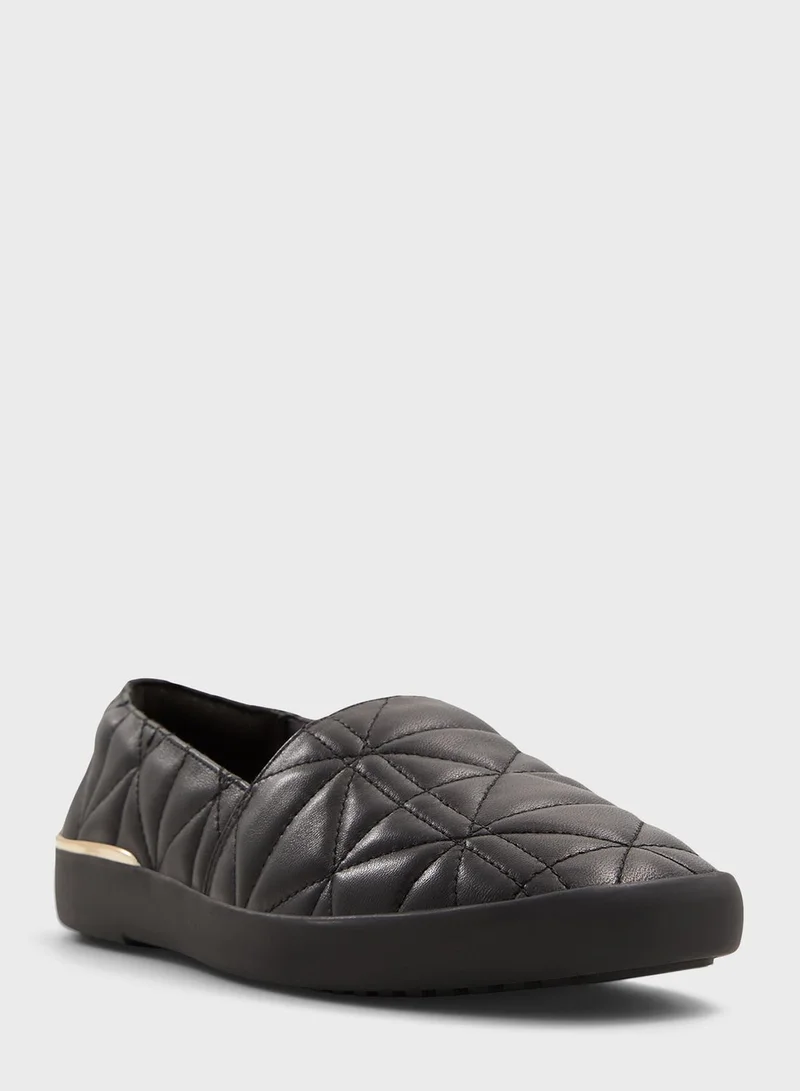 ALDO Quilten Moccasins