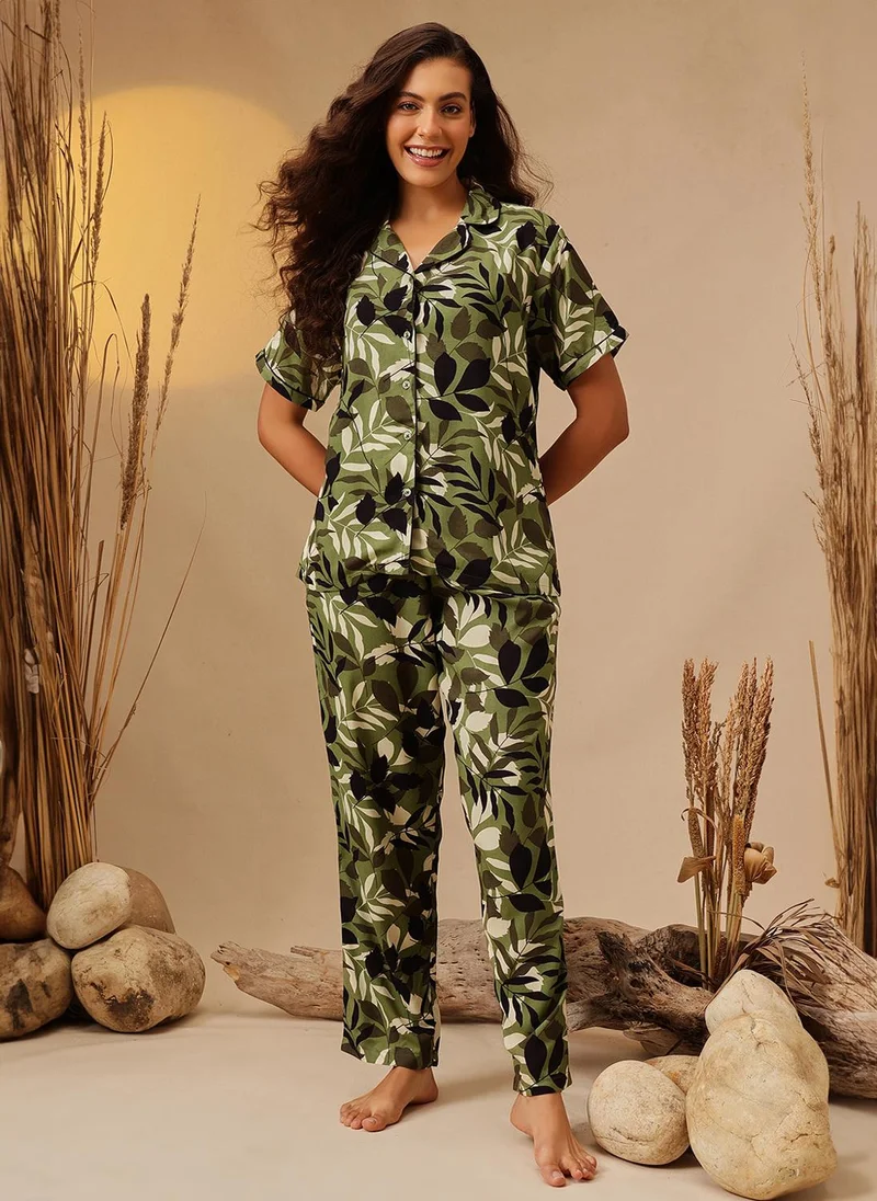 كلوفيا Clovia Leaf Print Button-Down Shirt & Pyjama Set in Dark Green - Rayon