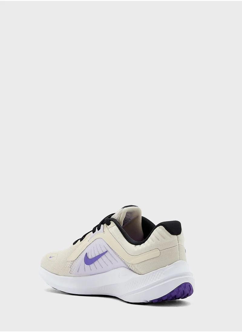 Nike Quest 5