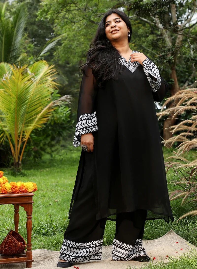 Instafab Plus Instafab Plus Women's Midnight Black Indie Leaf-Lined Imprint Kurta Set For Ethnic Wear | V-Neck, Long Flared Sleeve | Floral Placement Print Plain Fabric | 2 Piece Kurta Set For Casual & Evening Wear