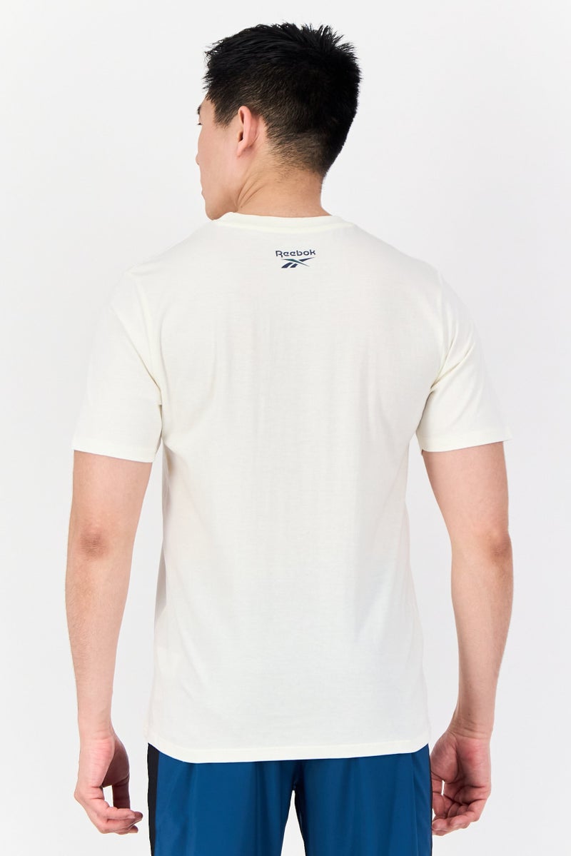 Reebok تي شيرت رياضي للرجال بأكمام قصيرة، خارجي، لون أبيض فاتح - Image 3