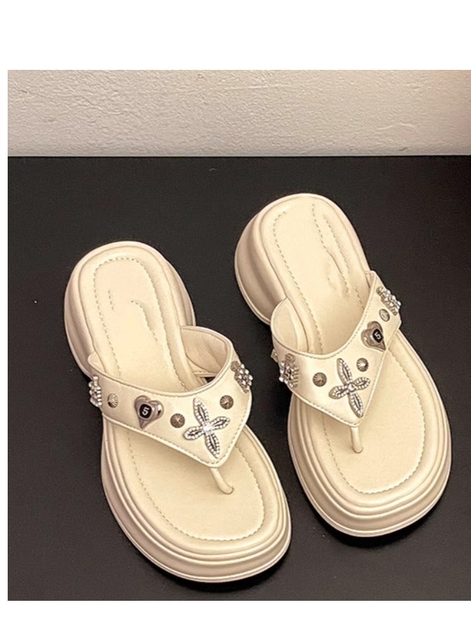 Thick Soled Slope And Cool Slippers Paired With A Skirt Are Absolutely Stunning  - Image 2