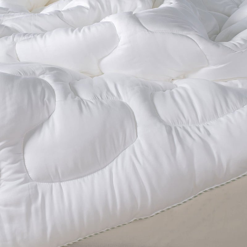 SPREAD SPAIN SPREAD SPAIN Tencel Lyocell Fibre Summer AC Tencel Quilt with 200 GSM Super Soft Cosy Comfort for All Seasons QuiltComforter White Double 90x108 Inches  - Image 3