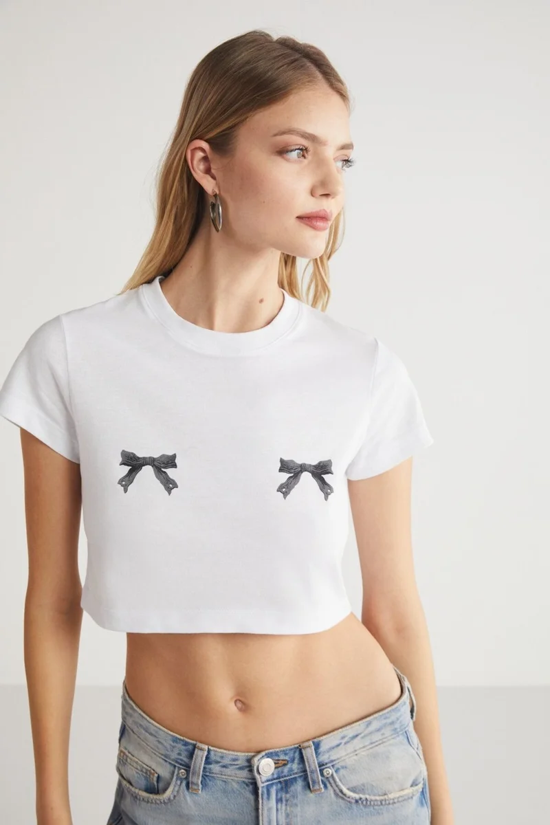 جريميلانج Red Crew Neck 100% Cotton Piece Printed Short Sleeve Crop White T-Shirt