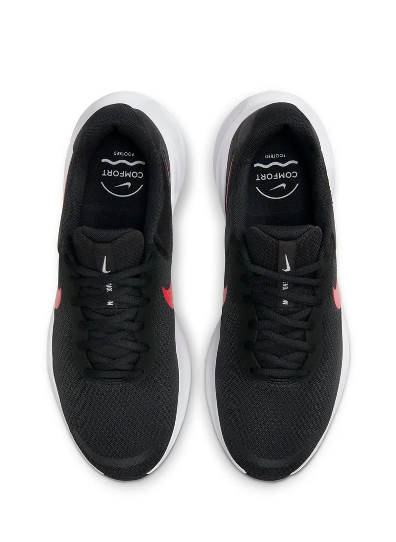 Nike Revolution 7