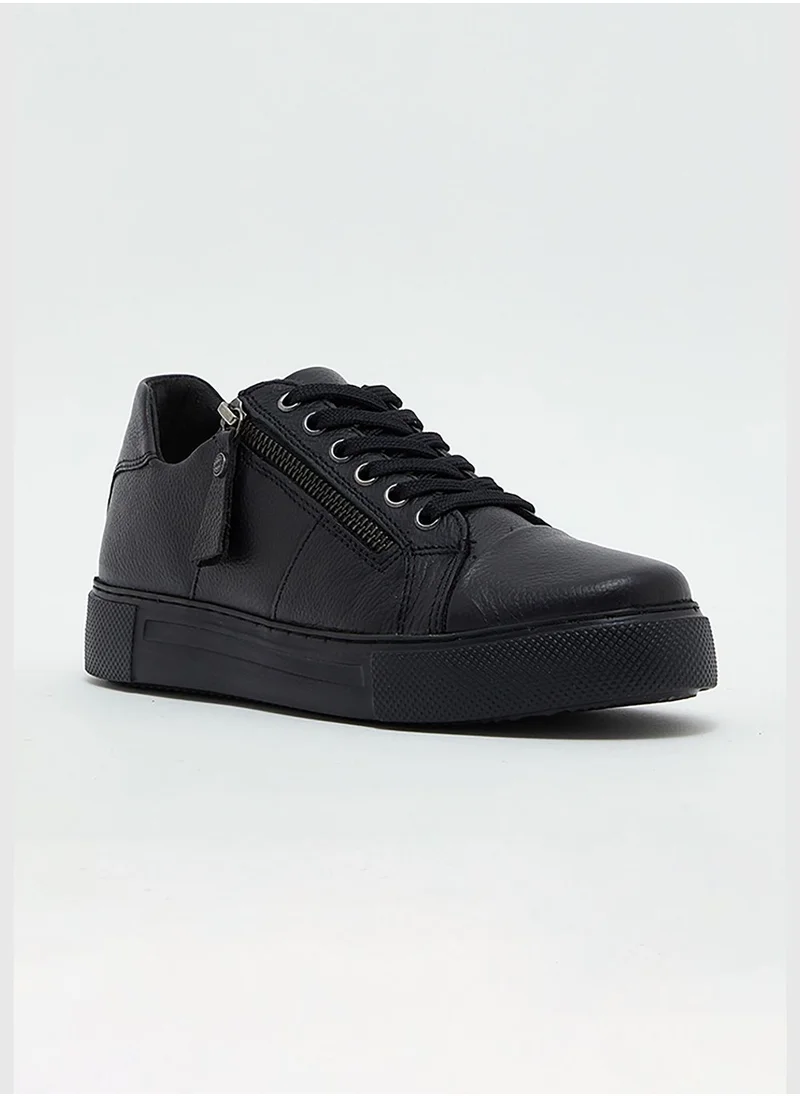 سي سي سي Leather sneaker