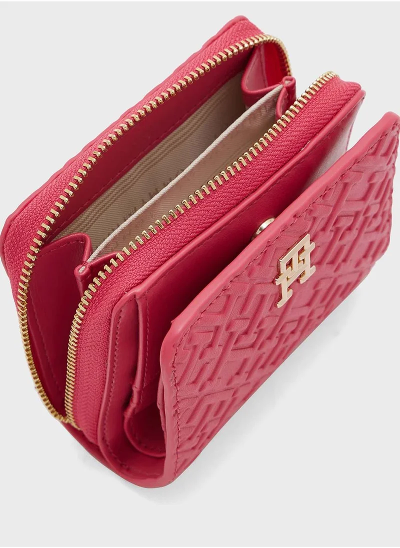 تومي هيلفيغر Long Around Zip Wallets