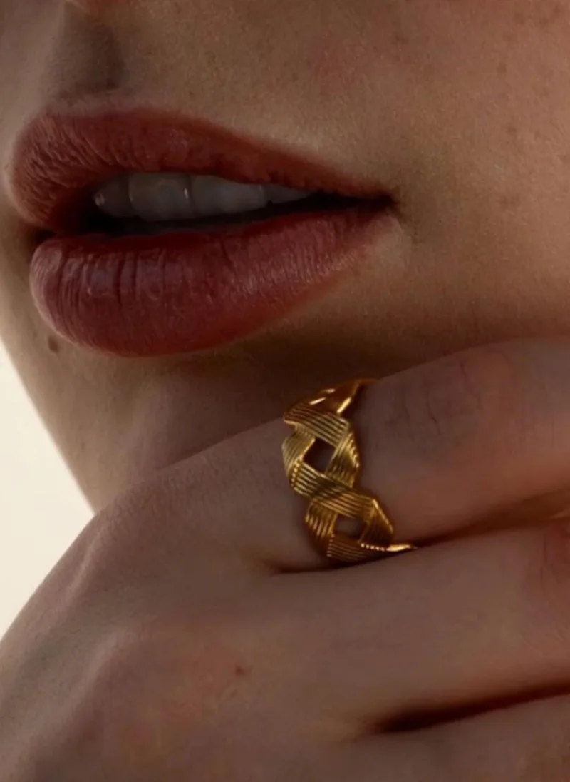 AMIE Dubai  Gold cross ring for Women | Best Price UAE