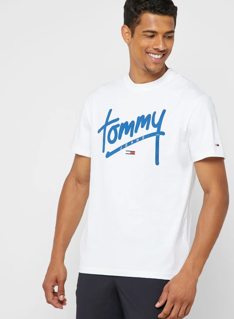 TOMMY JEANS Handwriting Logo Crew Neck T-Shirt