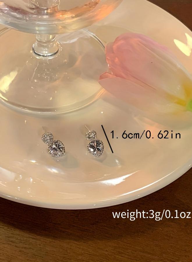 تايك تو أقراط متدلية بشكل قلب كريستال - Image 3