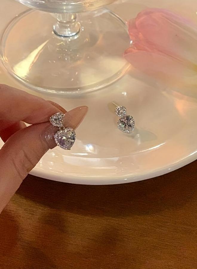 تايك تو أقراط متدلية بشكل قلب كريستال - Image 4