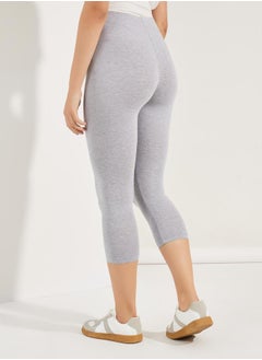 Styli Elastic Waistband Basic Capri Length Leggings  - Image 4