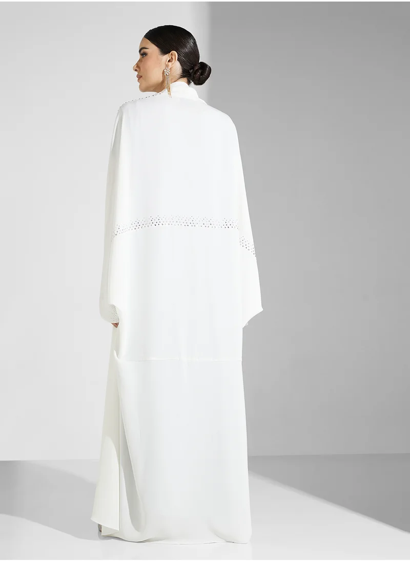 هيا كلوزيت V-Neck Cape Sleeve Abaya