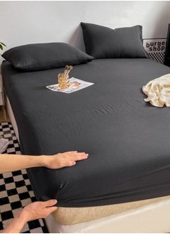 LUNA Home 3-Piece Set: queen-size fitted bedsheet and two pillowcases, washable cotton in a black color.  - Image 1