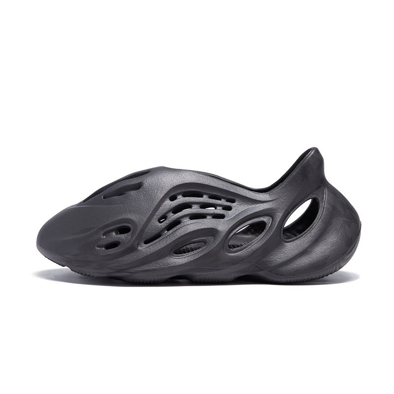 Croc-Style Sandals With A Stepping-On-Clouds Feel, Unisex, Thick-Soled, Model, Breathable Casual Beach Slippers From Putian - Image 1