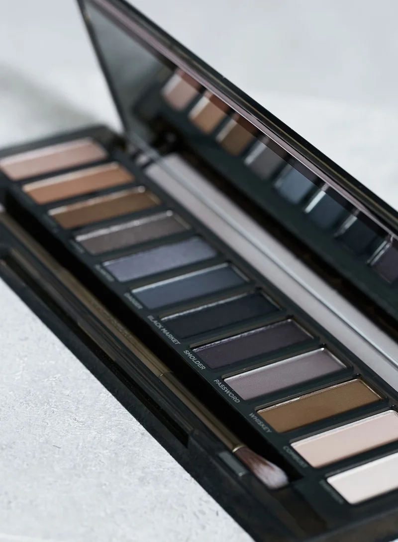 Urban Decay Naked Smoky Eyeshadow Palette (12x Eyeshadow, 1x