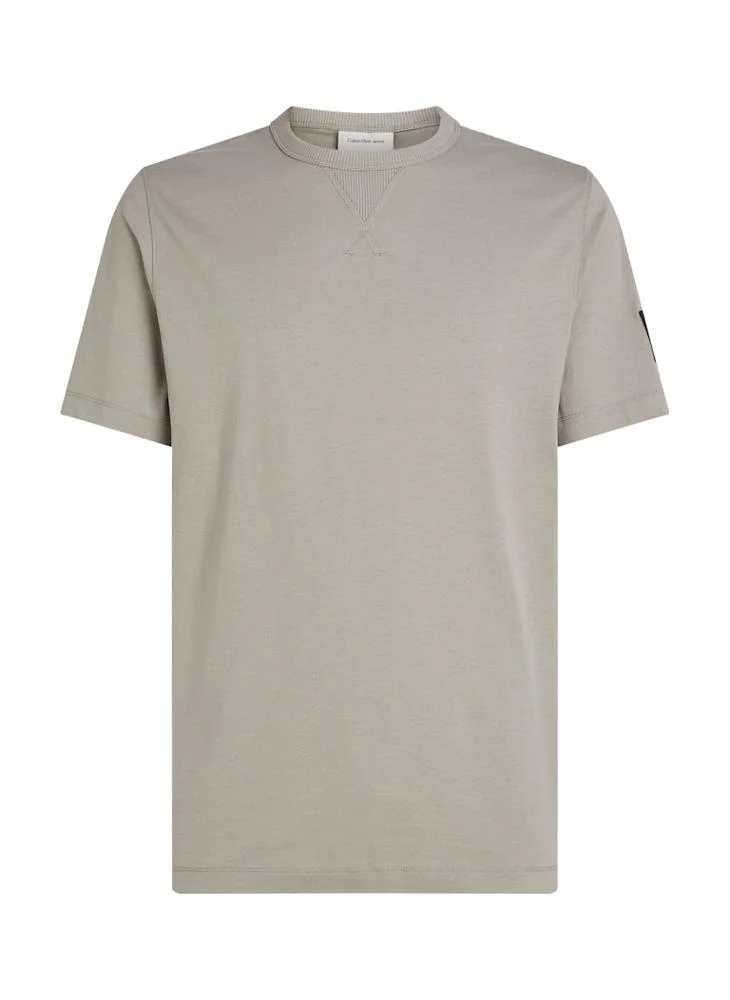 كالفن كلاين جينز Crew Neck Essential T-Shirt