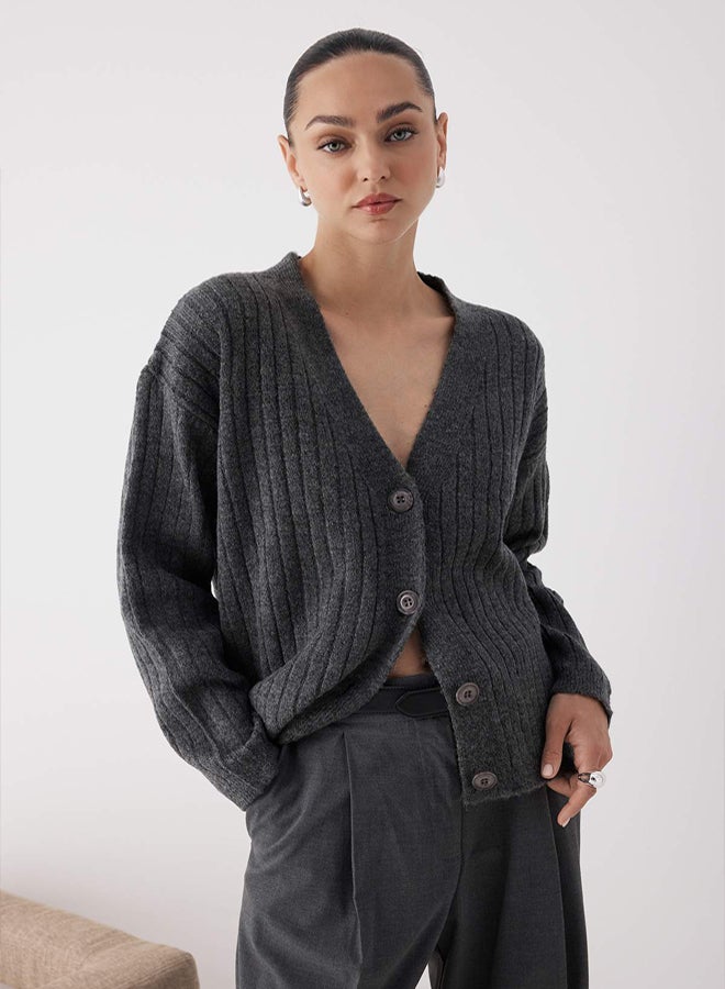 trendyol Wardrobe Essentials Anthracite Soft Textured Basic Wide Fit Knitwear Cardigan | - Image 2