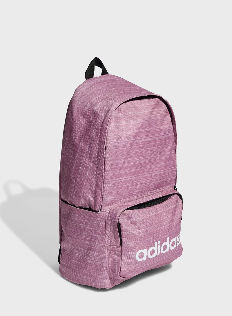 adidas شنطة ظهر بتصميم كلاسيكي