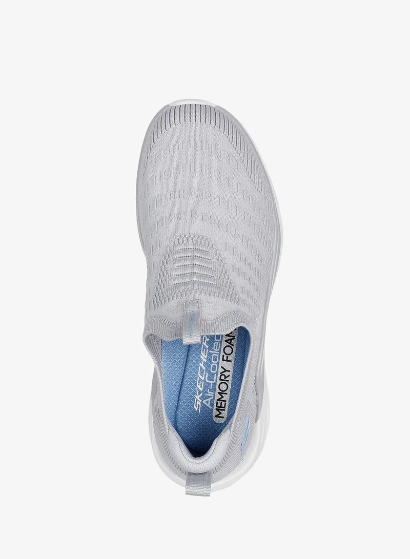 SKECHERS Glide-Step Swift