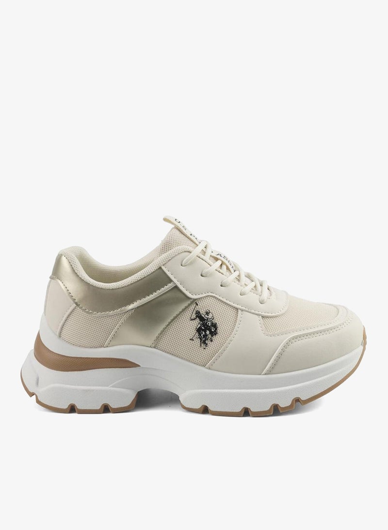 يو اس بولو اسن حذاء رياضي نسائي بيج قصير بتصميم عصري وخفيف للارتداء اليومي - Image 1